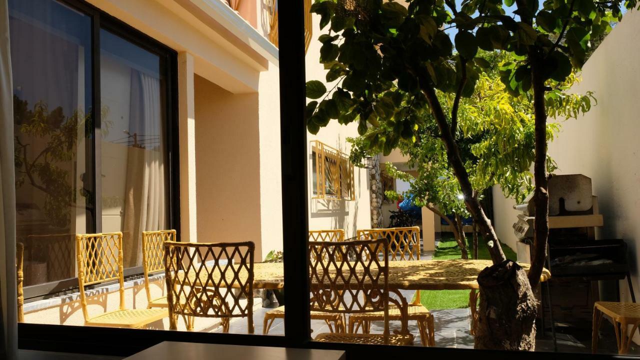 Ph In Atlantic Coast Hotel Шарнека Екстериор снимка